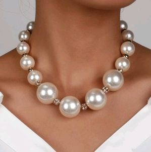 Faux Pearl Beaded Necklace with CZ Details